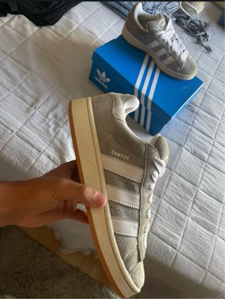 Zapatillas Adidas Campus Grises y Blancas