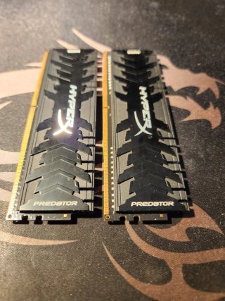 HyperX predator DDR4 16GB (8+8) RAM