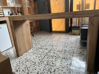 Mesa mostrador madera y metal