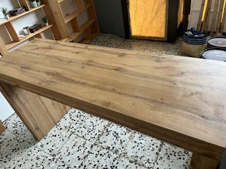 Mesa mostrador madera y metal