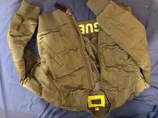 Chaqueta Bomber Guess Verde Oliva