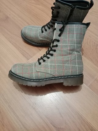 Botines con estampado de cuadros