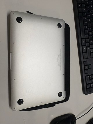 MacBook Air 11 pulgadas (2011) para piezas