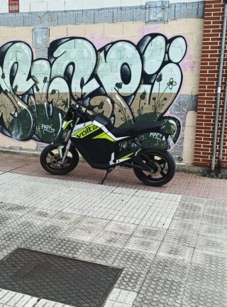 Moto eléctrica Volta BCN Sport para piezas/reparar