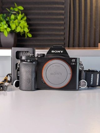 Cámara Sony Alpha 7 | 6900 Disparos