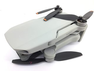 dron con camara dji mini 2