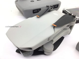 dron con camara dji mini 2