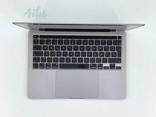 MacBook Pro 13" (2018) Intel Core i7 2.7GHz 4 núcleos - SSD 256Gb - 16GB RAM con marcas de pegatinas