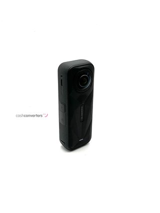 camara ultracompacta insta360 x5