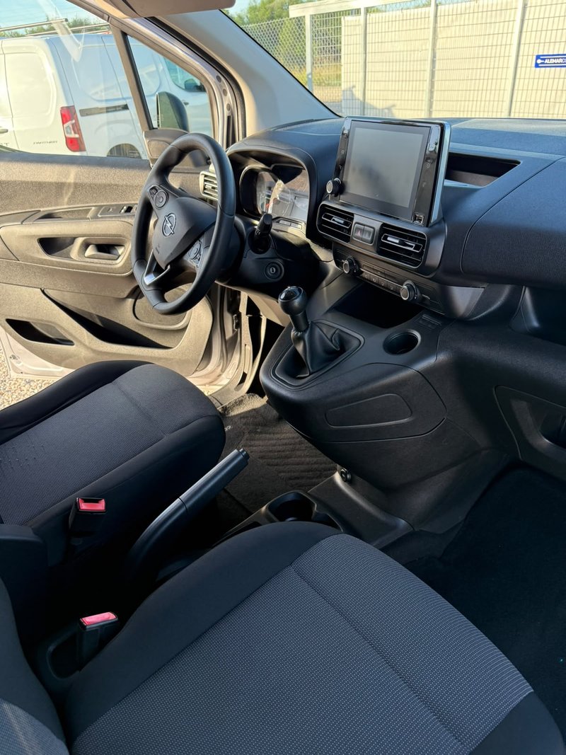 Opel Combo 2020, foto 11