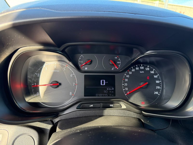 Opel Combo 2020, foto 15