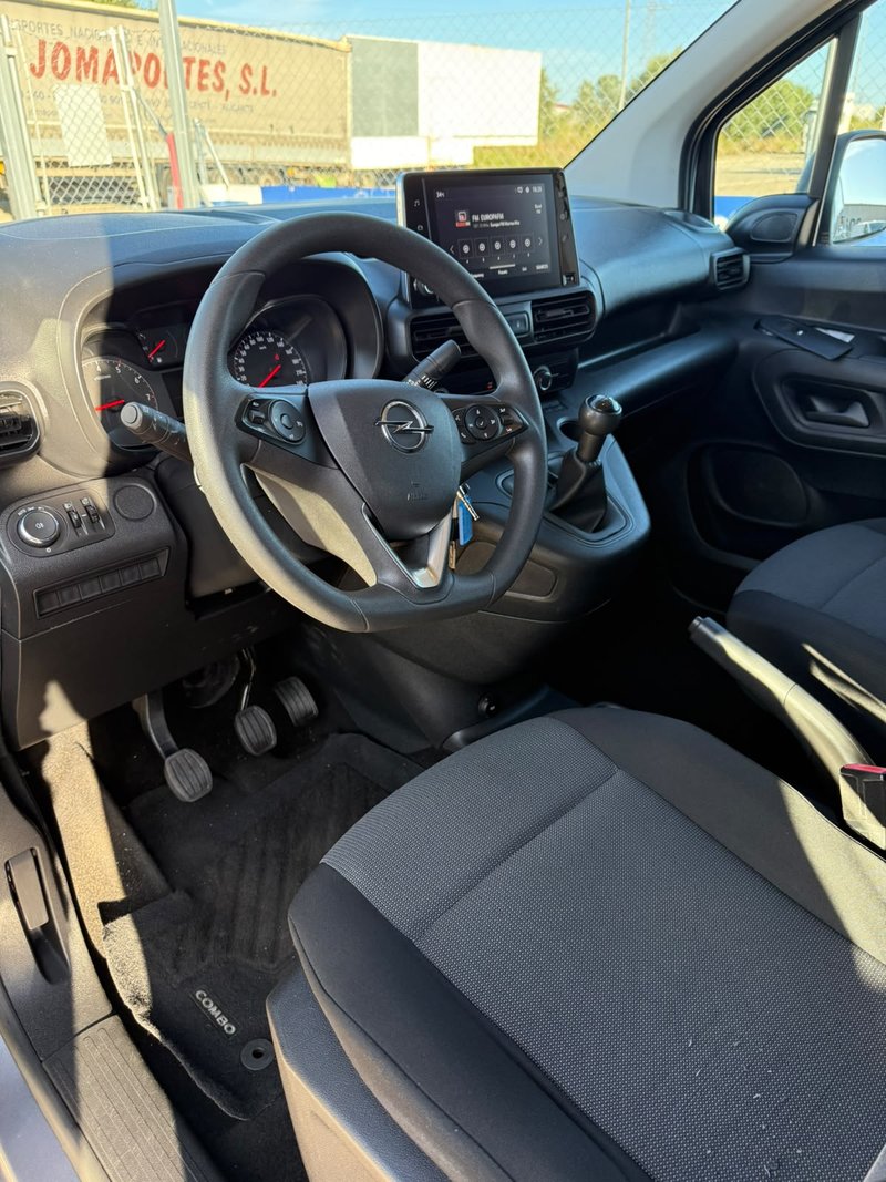 Opel Combo 2020, foto 14