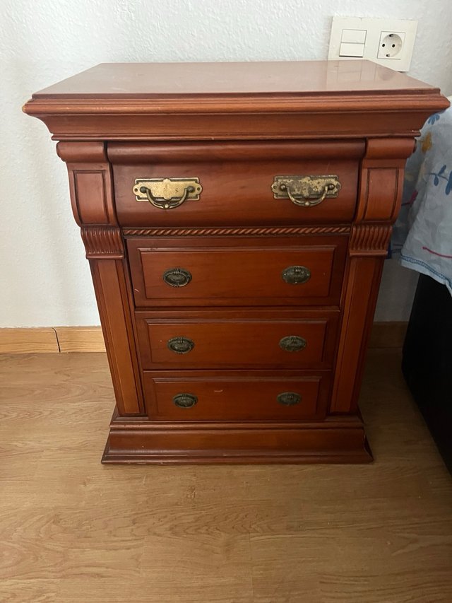 Sofá y mesa comedor con 6 sillas