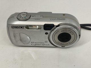 camara digital compacta sony p73