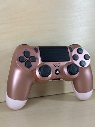 Mando PS4 (PlayStation 4) Rose Gold