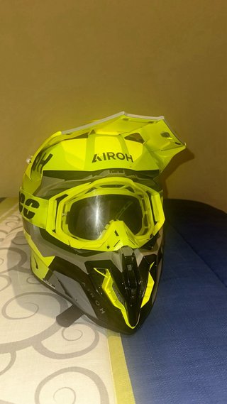 Casco Airoh Twist 3 King Motocross