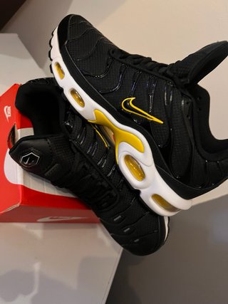 Nike Air Max Plus Negro Amarillo usado un ves T 40
