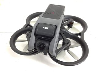 dron con camara dji avata