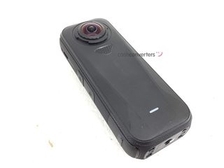 camara ultracompacta insta360 x4 air
