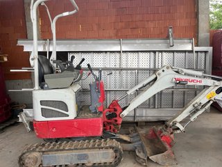 Miniexcavadora Takeuchi TB210