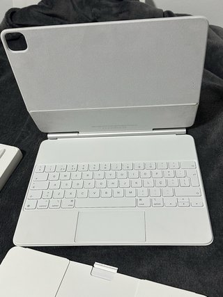 Magic Keyboard iPad Air 13 2026 / Pro 12.9 3-6g