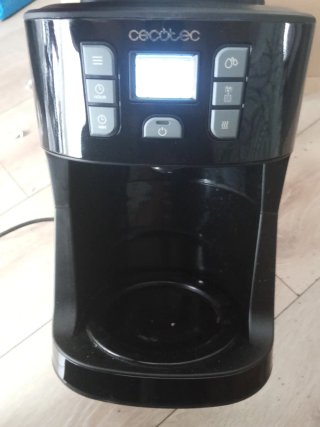 Cafetera Digital Cecotec con Molinillo