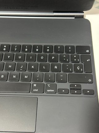 Magic Keyboard iPad Air 13 2026 / Pro 12.9 3-6 gen