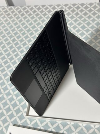 Magic Keyboard iPad Air 13 2026 / Pro 12.9 3-6 gen