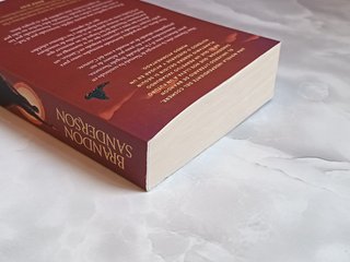 El Hombre Iluminado: Una novela del Cosmere