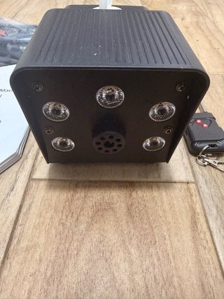 Máquina de Humo 550W LED con Mando