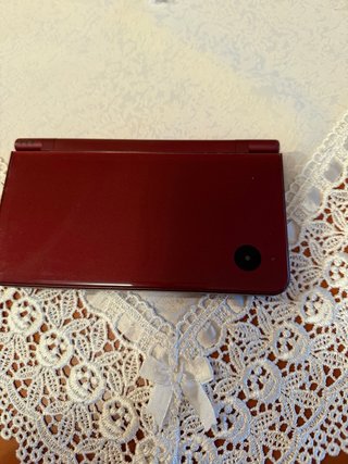 Nintendo DSi XL Rosso non funzionante