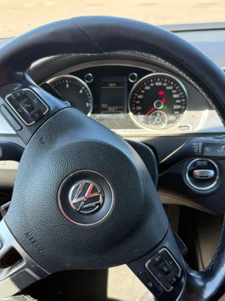 Volkswagen Passat CC 2011