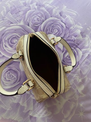 Coach Rowan Mini Crema