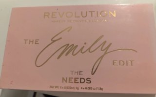 Makeup Revolution Emily Edit The Needs Paleta