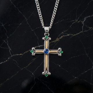 Collar de Plata y Oro con Colgante de Cruz