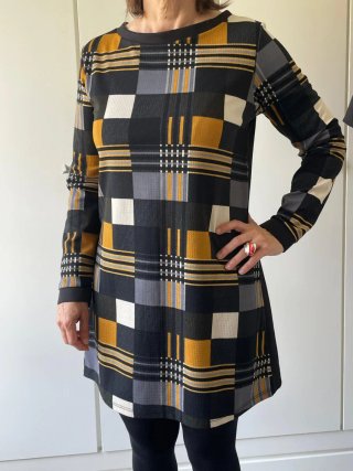 Vestido midi estampado cuadros