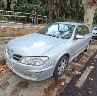Nissan Almera 2001