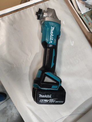 Radial Makita a batería