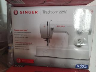 Máquina de coser Singer Tradition 2282
