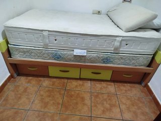 Conjunto de Cama, Escritorio y Balda