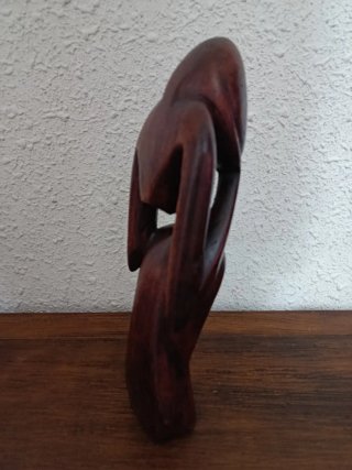 Figura El Pensador de Madera