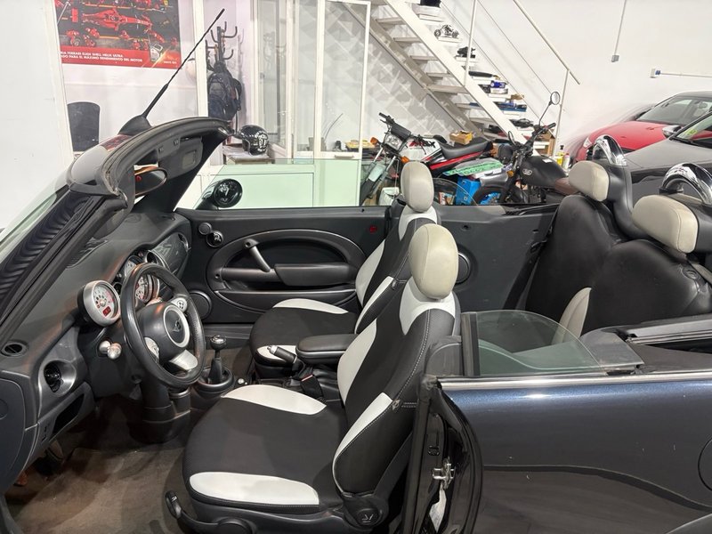 MINI Cabrio 2007, foto 9
