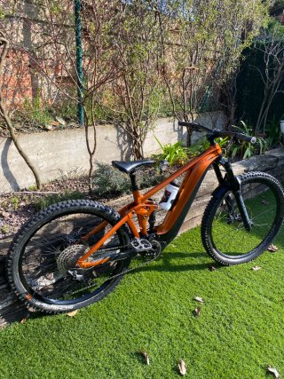 Bicicleta Eléctrica Giant Reign Talla M