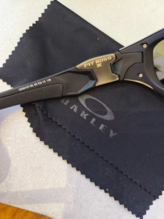 Gafas Oakley Pitboss 2 Polarizadas