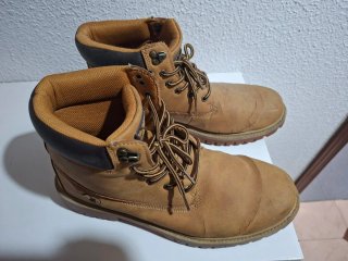 Botas Estilo Montaña