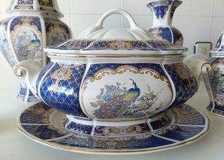 Colección de 8 Piezas de Porcelana Azul