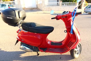 Vespa 125 S Roja