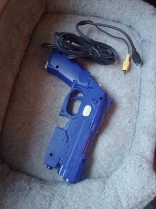 Pistola G-Con 2 para PlayStation 2