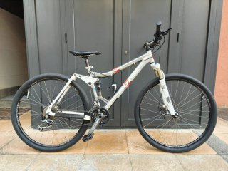 Bicicleta Kona MTB