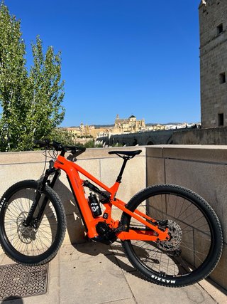 Bicicleta Eléctrica MTB Cannondale Moterra